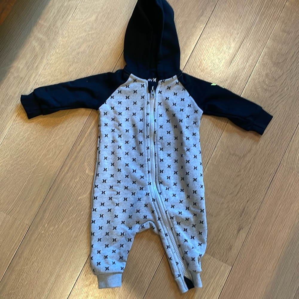 Hurley size 6 mo hoodie onesie